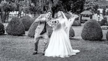 Aus einer Hochzeitsreportage auf Schloß Johannisberg und Schloß Vollrads im Rheingau Aus einer Hochzeitsreportage auf Schloß Johannisberg und Schloß Vollrads im Rheingau